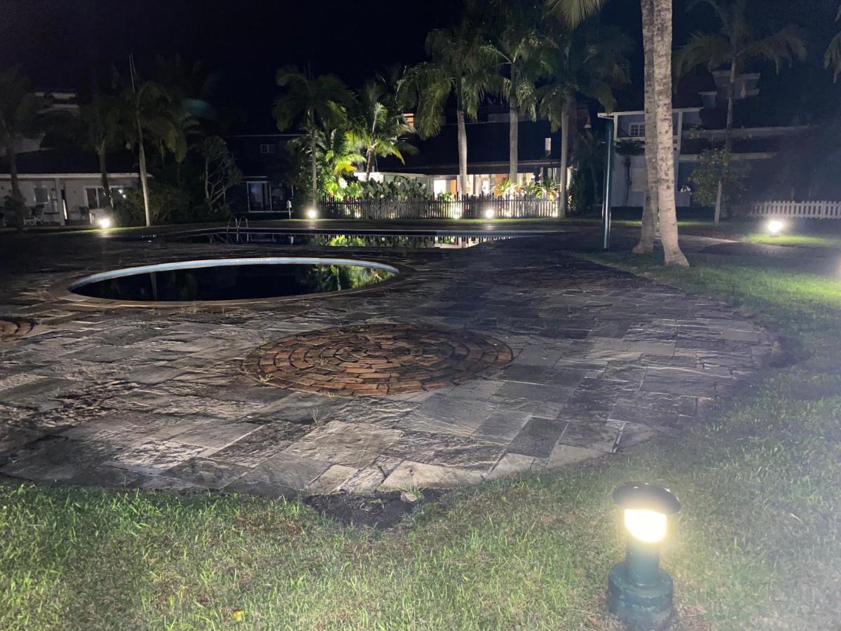 Waves Guest House Maresias Exterior photo